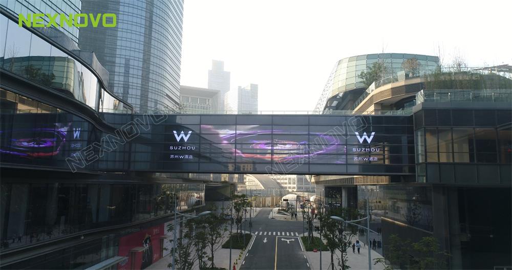 晶泓科技蘇州中心W酒店透明屏.jpg 晶泓科技蘇州中心W酒店透明屏.jpg