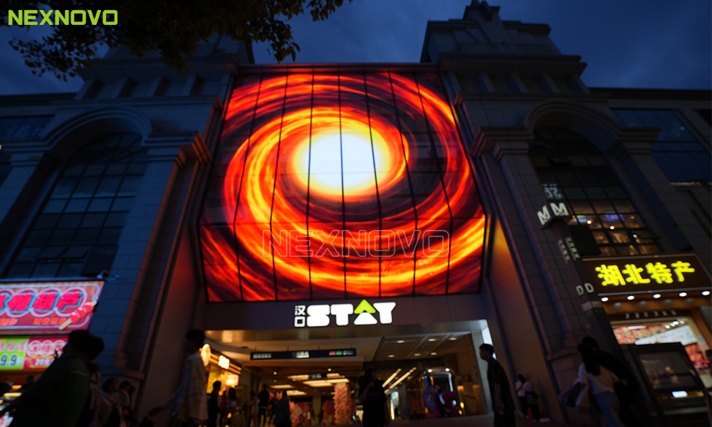 晶泓LED光電玻璃幕墻項目-漢口STAY.jpg 晶泓LED光電玻璃幕墻項目-漢口STAY.jpg