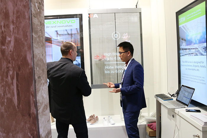 news-euroshop-en_11.jpg 晶泓EUROSHOP展--高端定制的親民典范(圖5)