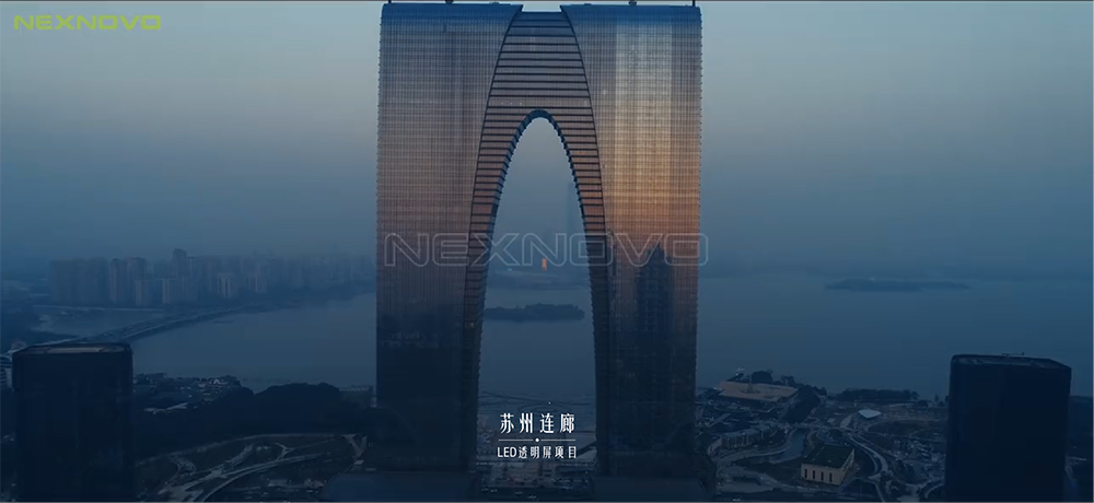 世界級都會地標綜合體項目連廊LED透明屏(圖1)