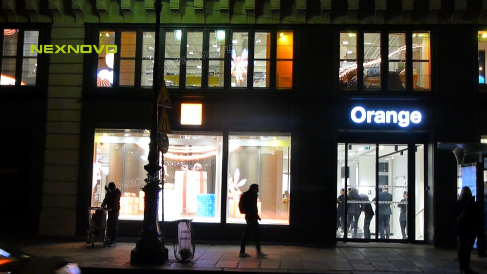 Orange法國電信再一次選擇晶泓LED透明屏(圖1)