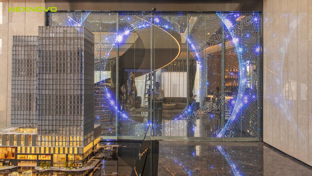 深圳坪山益田科技中心透明LED移動門項目(圖3)