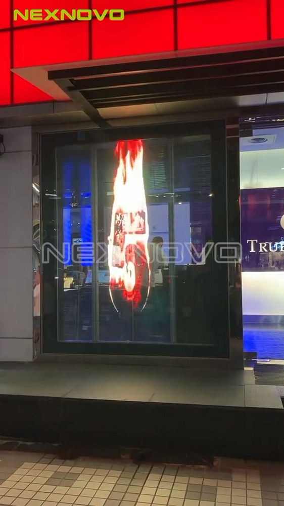 臺(tái)灣TRUE FITNESS 古亭健身館透明LED顯示屏項(xiàng)目(圖3)