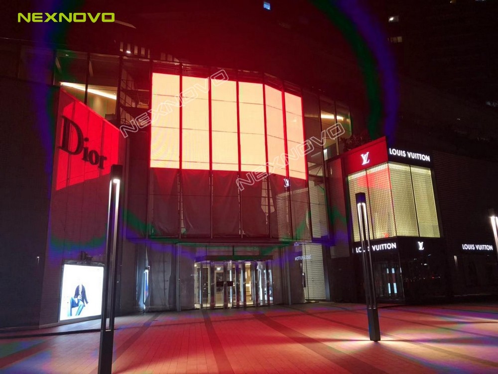 澳門壹號廣場透明LED玻璃屏項(xiàng)目(圖3)