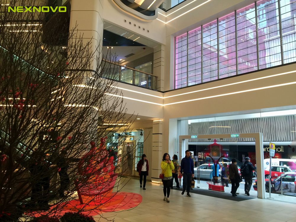 香港美麗華商場(chǎng)玻璃幕墻透明LED顯示屏(圖5)