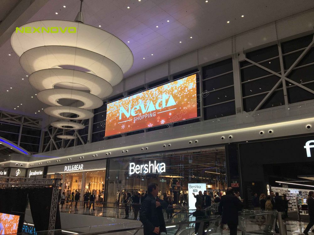 西班牙NEVADA內(nèi)華達(dá)商場LED透明屏項(xiàng)目(圖4)