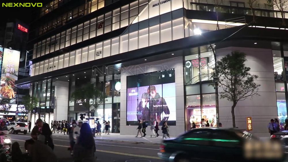 臺(tái)灣桃園統(tǒng)領(lǐng)百貨LED透明屏項(xiàng)目(圖6)