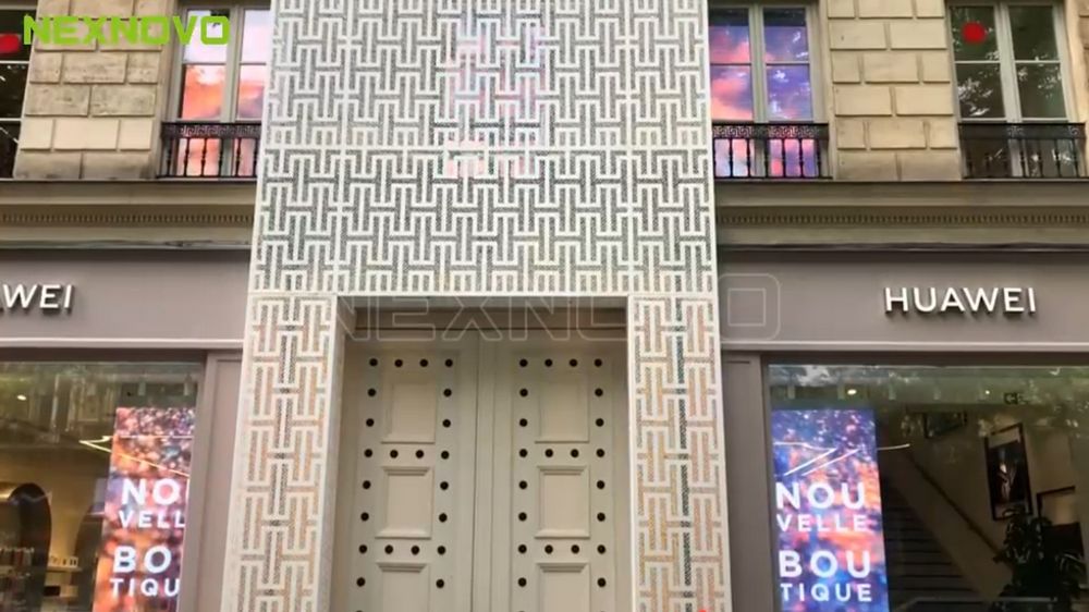 法國巴黎華為品牌旗艦店LED玻璃透明屏項目(圖1)