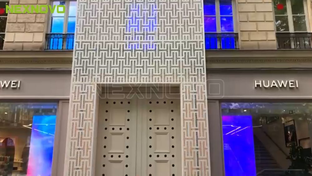 法國巴黎華為品牌旗艦店LED玻璃透明屏項目(圖3)